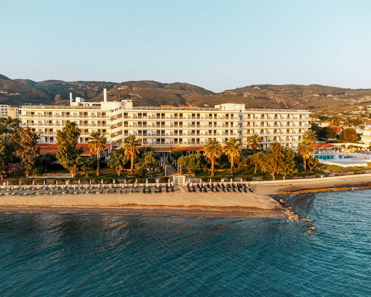 Calamos Family Club Beach Hotel By Anayia All-Inclusive Resorts, Grčka — plaža