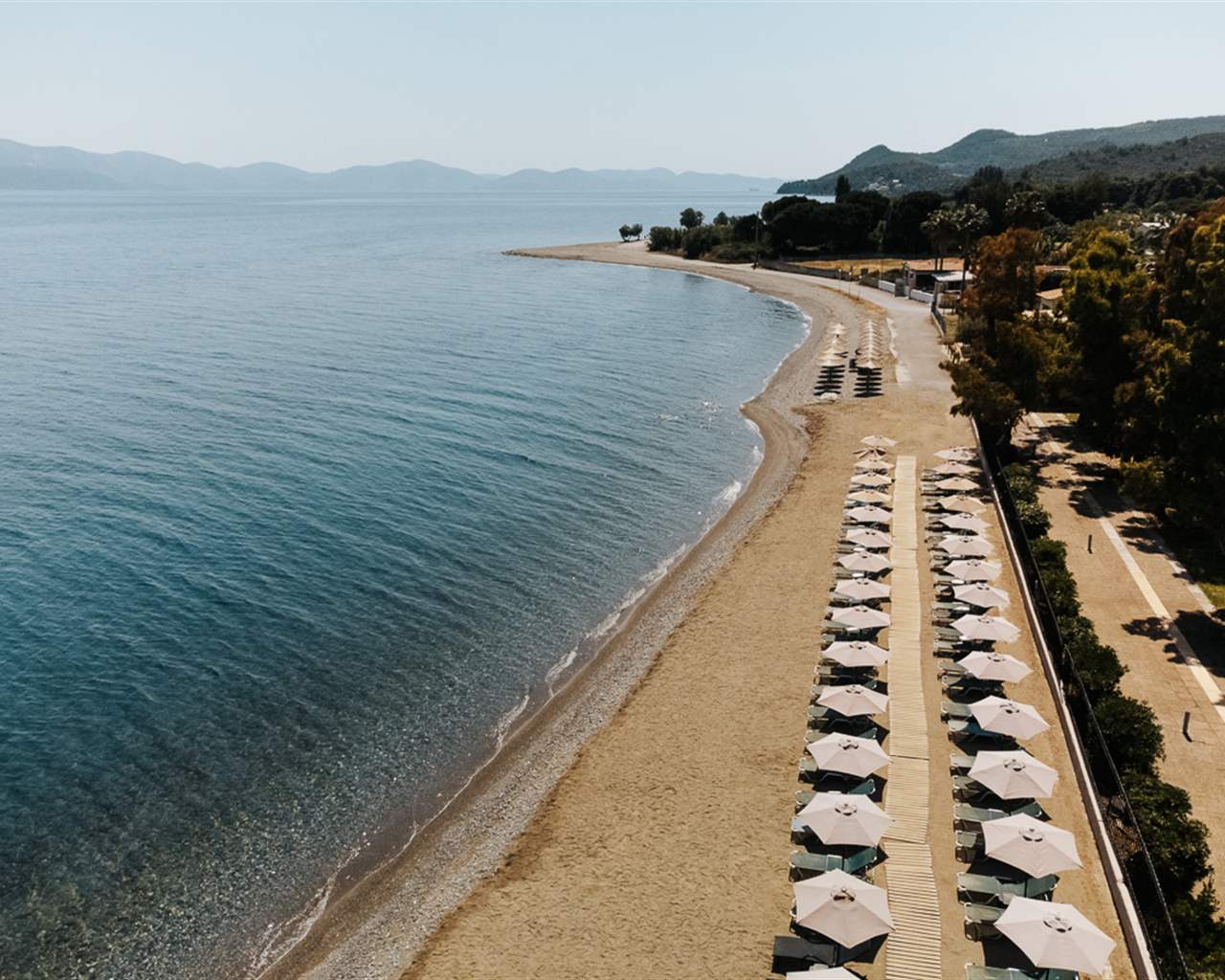 Calamos Family Club Beach Hotel By Anayia All-Inclusive Resorts, Grčka — plaža