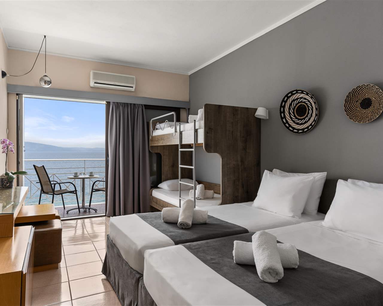 Calamos Family Club Beach Hotel By Anayia All-Inclusive Resorts, Grčka — Family Room BunkBed Sea View