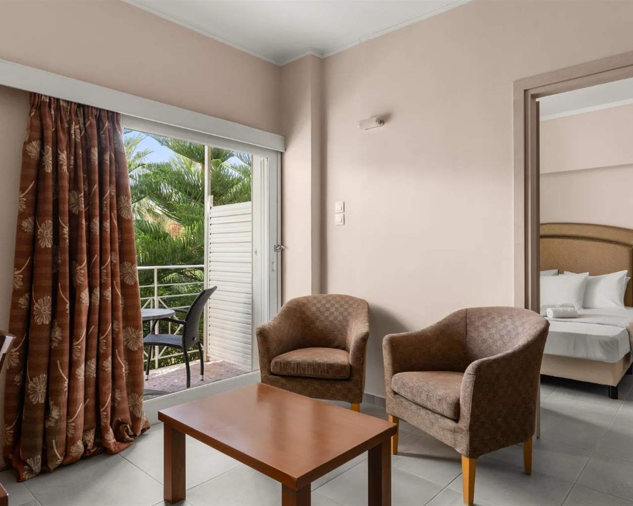 Calamos Family Club Beach Hotel By Anayia All-Inclusive Resorts, Grčka — Family Suite 2 BedRoom Mountain View