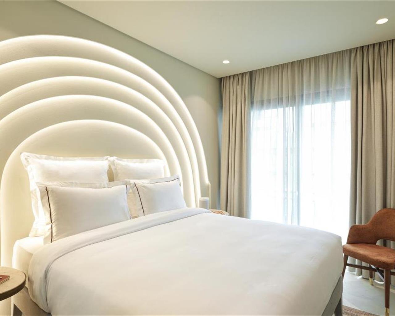 Isla Brown Corinthia Resort & Spa, Curio Collection by Hilton, Agii Teodori, Grčka — Suite Single Executive Executive with balcony Sea View