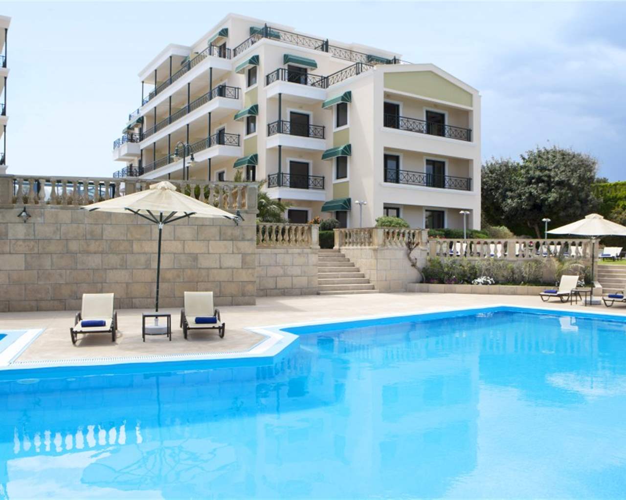 Zeus Essence Ramada Athens, Grčka — fotografija 3