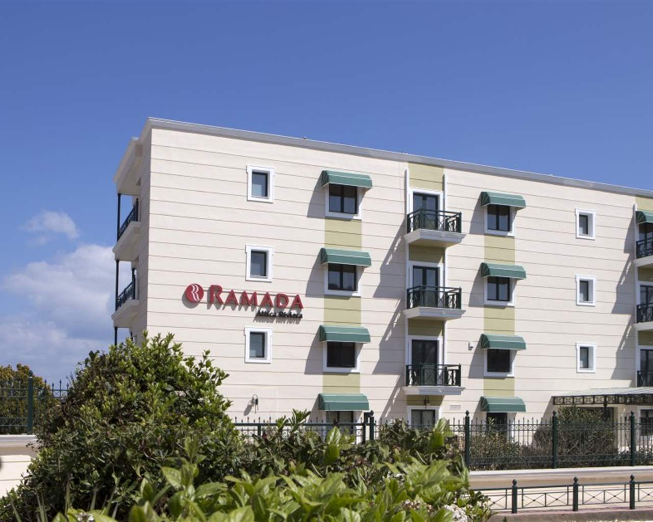 Zeus Essence Ramada Athens, Grčka — fotografija 11
