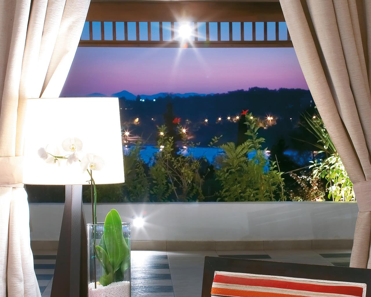 The Roc Club (ex Vouliagmeni Suites), Vuliagmeni, Grčka — smeštajna jedinica