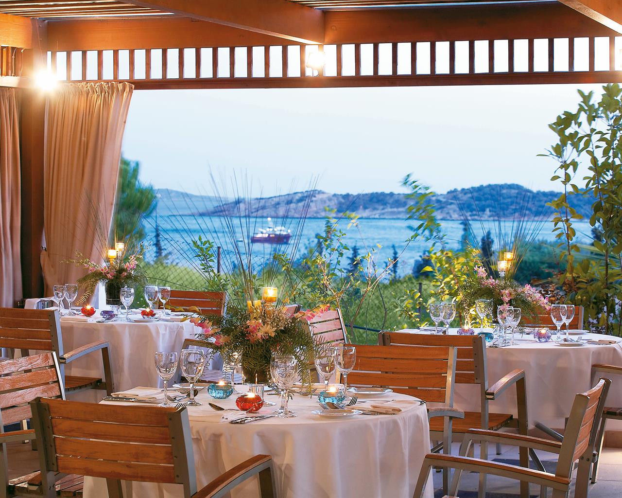 The Roc Club (ex Vouliagmeni Suites), Vuliagmeni, Grčka — smeštajna jedinica