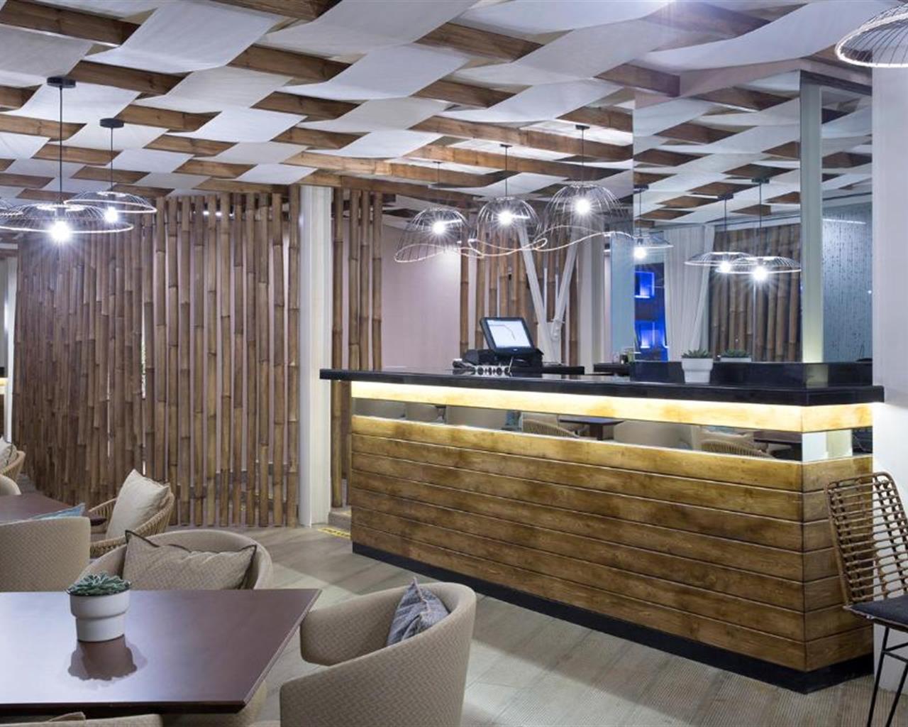 Zeus Essence Wyndham Athens Residence, Monastiraki, Grčka — fotografija 3