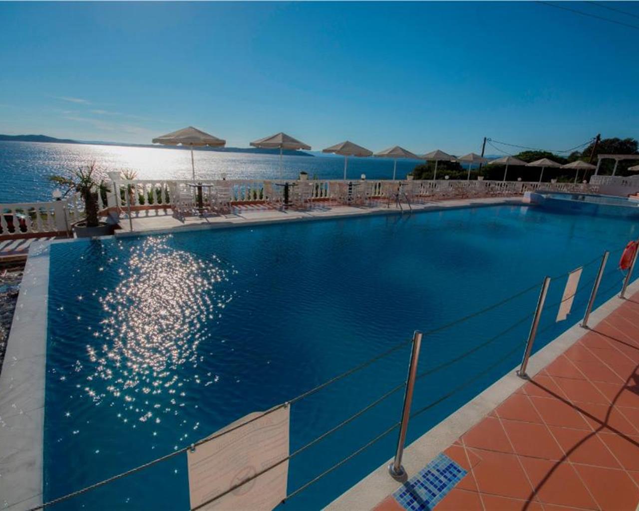 Akti Ouranoupoli Beach Resort, Grčka — plaža