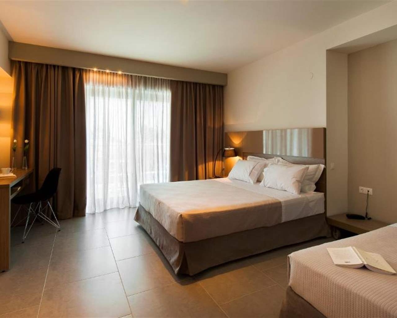 Ostria Sea Side Hotel, Hanioti, Grčka — Room Superior Ground Floor