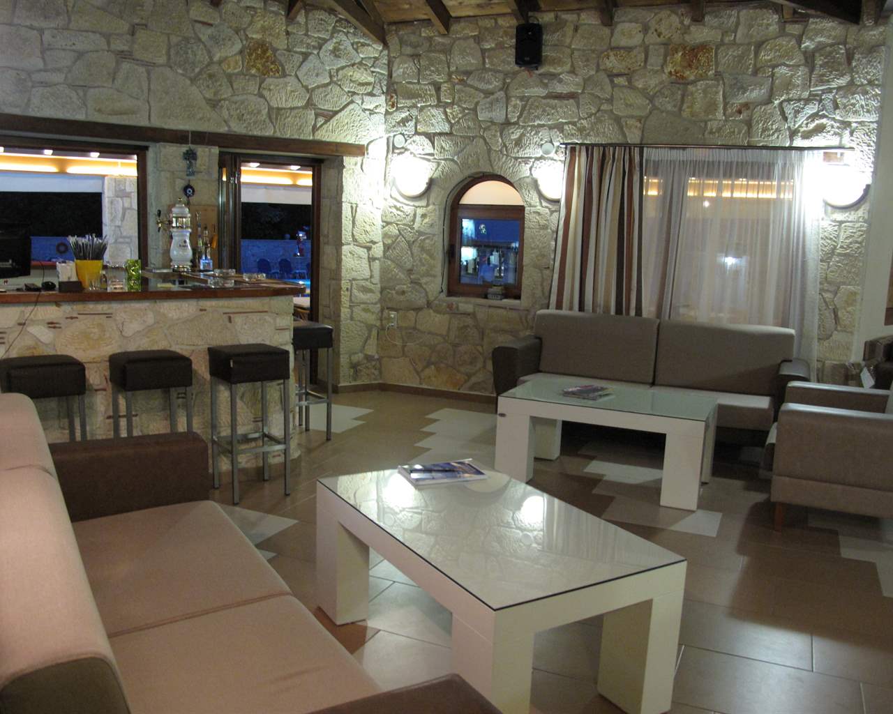 Royal Hotel & Suites, Polihrono, Grčka — smeštajna jedinica