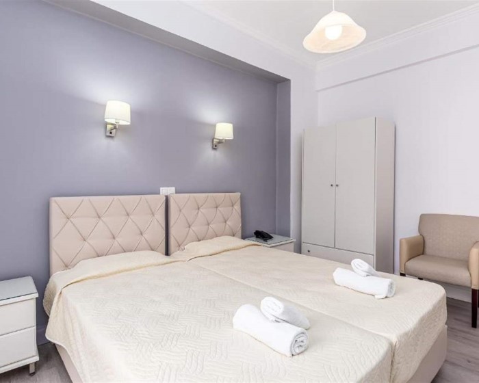 Oasis Hotel Corfu, Grčka — Single Room Main Building Single Room Parking View