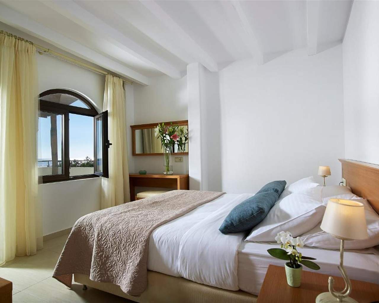 Coriva Beach Hotel by CHC GROUP, Kutsunari, Grčka — Suite Land View