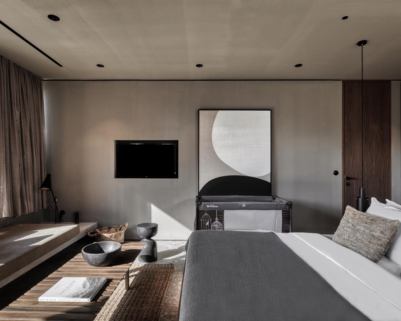 Domes Zeen Chania, a Luxury Collection Resort, Hania, Grčka — Family Room Tropical , Shared Pool Garden View