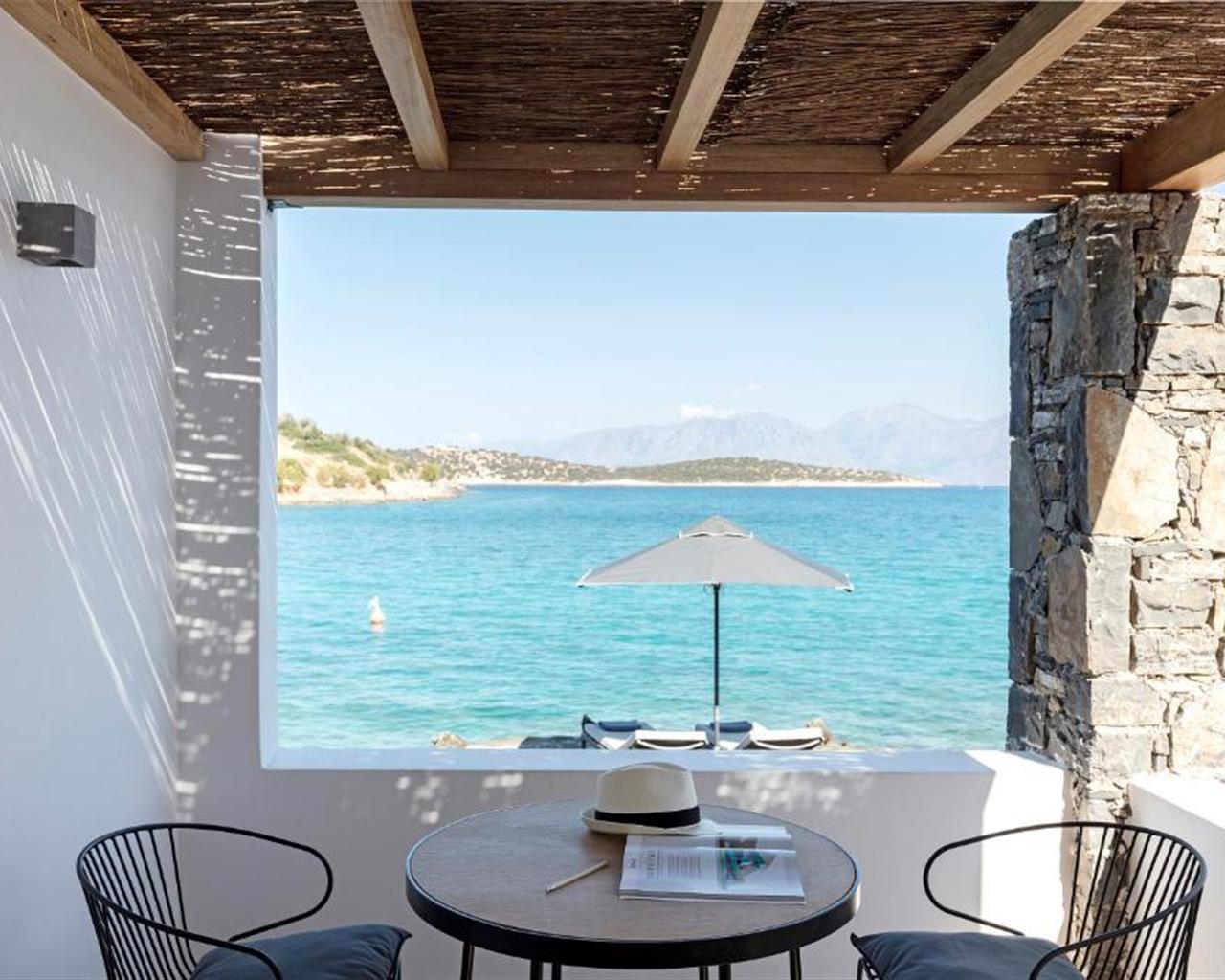 Minos Beach Art Hotel, Agios Nikolaos, Grčka — Bungalow Waterfront