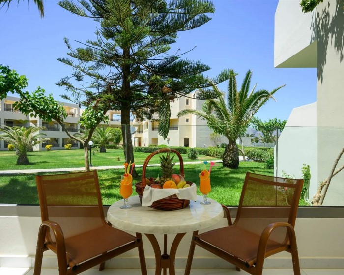 Vantaris Palace, Georgiupolis, Grčka — Single Room only Terrace Single Room Land View