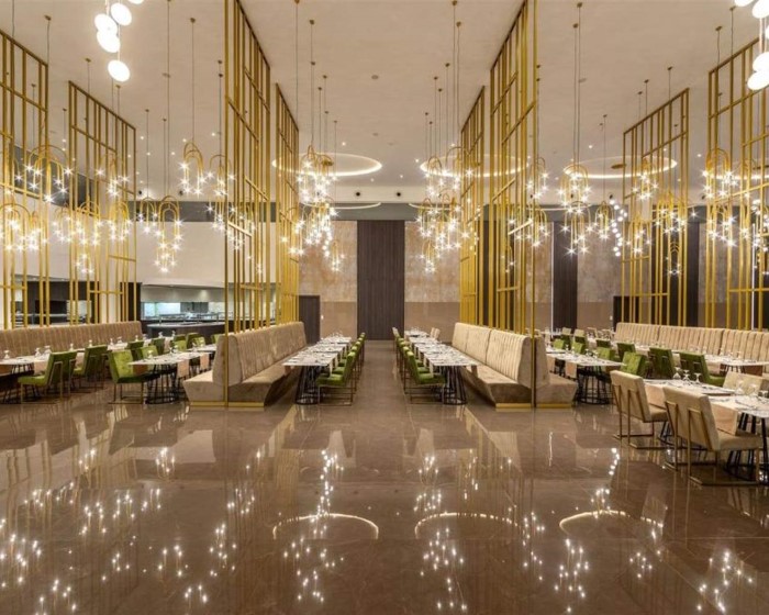 CHRYSOMARE BEACH HOTEL, Aja Napa, Kipar — plaža