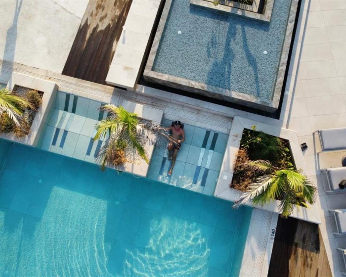 CHRYSOMARE BEACH HOTEL, Aja Napa, Kipar — plaža