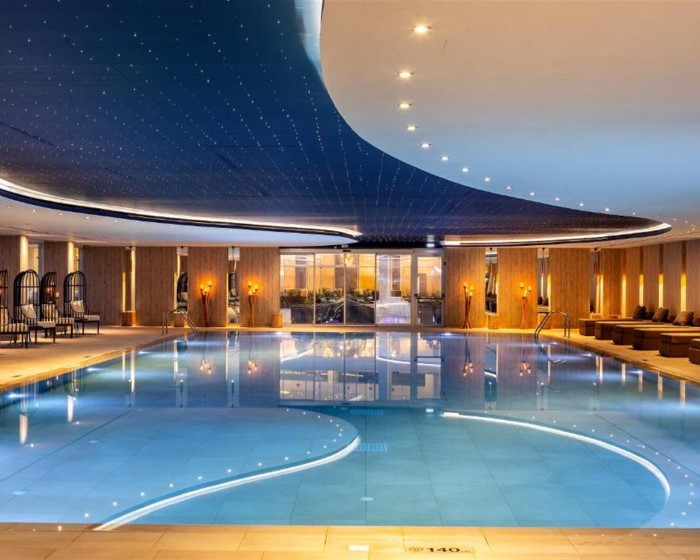 CHRYSOMARE BEACH HOTEL, Aja Napa, Kipar — plaža