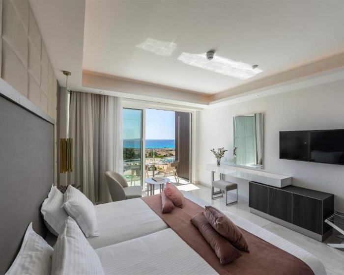CHRYSOMARE BEACH HOTEL, Aja Napa, Kipar — Double Room Standard Double Room Side Sea View