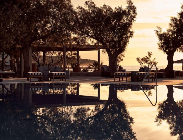 Numo Ierapetra Beach Resort Crete, Curio Collection by Hilton Adults Only (16+), Ierapetra, Grčka — plaža