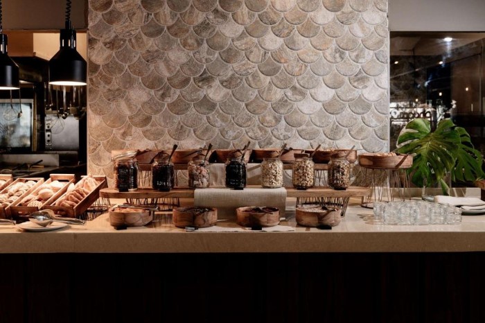 Numo Ierapetra Beach Resort Crete, Curio Collection by Hilton Adults Only (16+), Ierapetra, Grčka — plaža