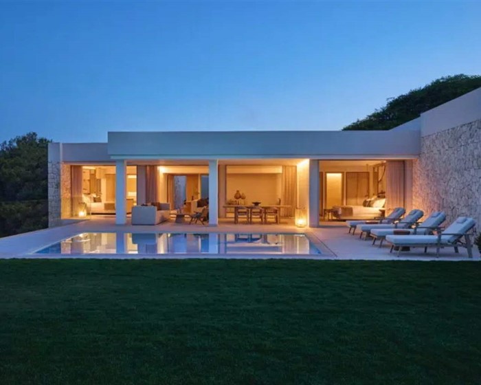 Ikos Porto Petro, Porto petro, Španija — Suite 2 BedRoom Deluxe Bungalow/Private Pool Suite Partial Sea View