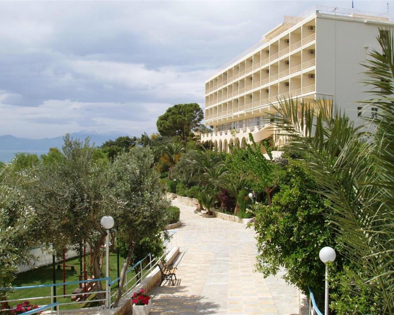 Pappas Hotel, Lutraki, Pefkaki
