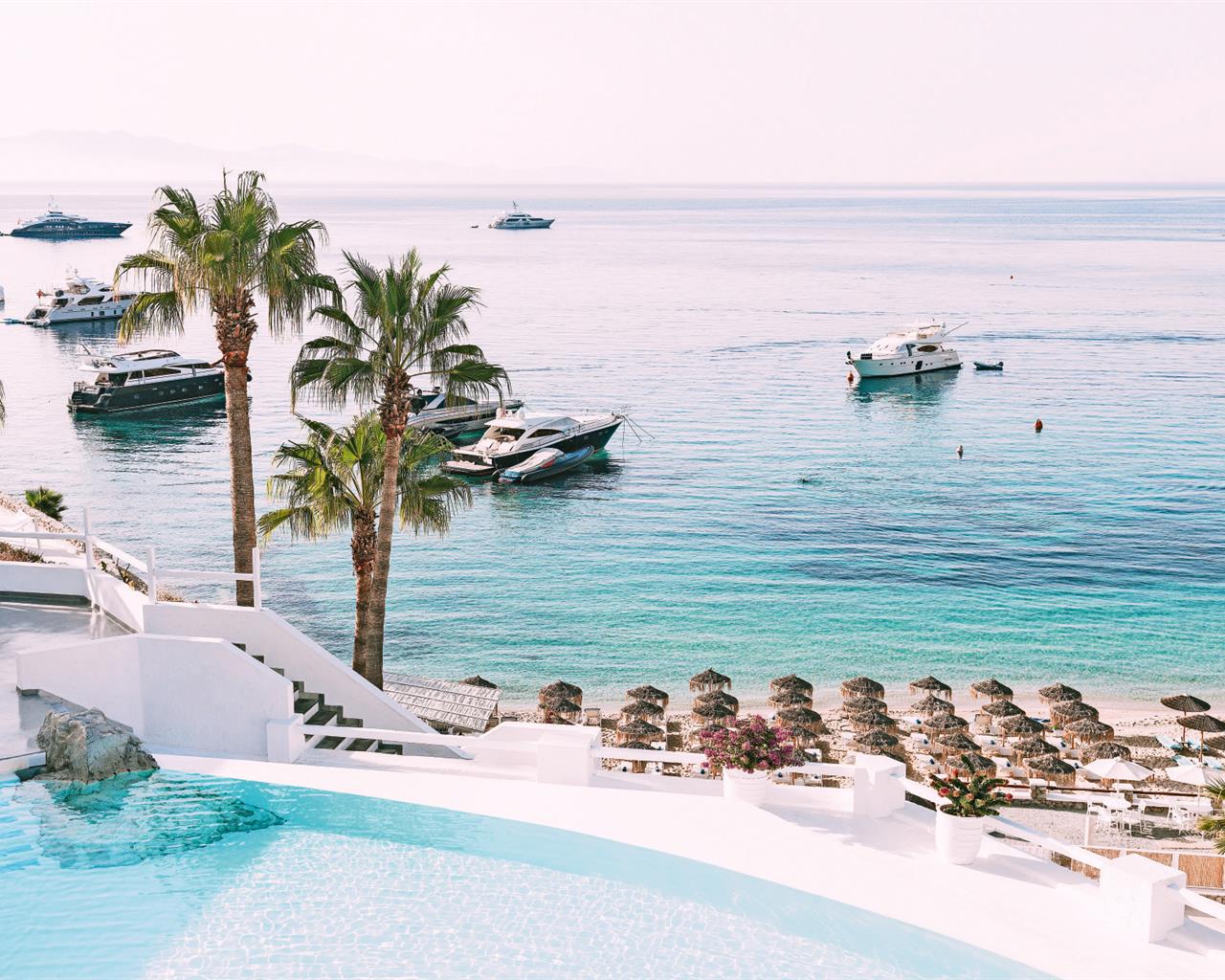 Mykonos Blu Grecotel Boutique Resort, Psaru, Grčka — plaža
