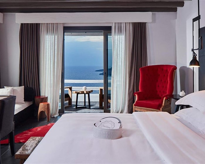 Myconian Avaton, A Member of Design Hotels, Elia, Grčka — Suite Mystique with Outdoor Jacuzzi Sea View