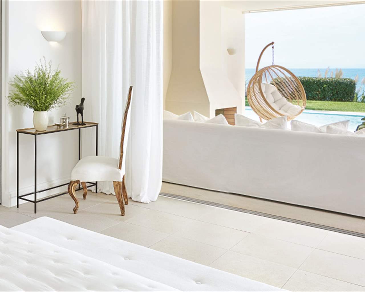 Mandola Rosa A Grecotel Resort to Live, Lutra Kilinis, Grčka — Villa Royal Pavilion, Indoor & Outdoor Pool