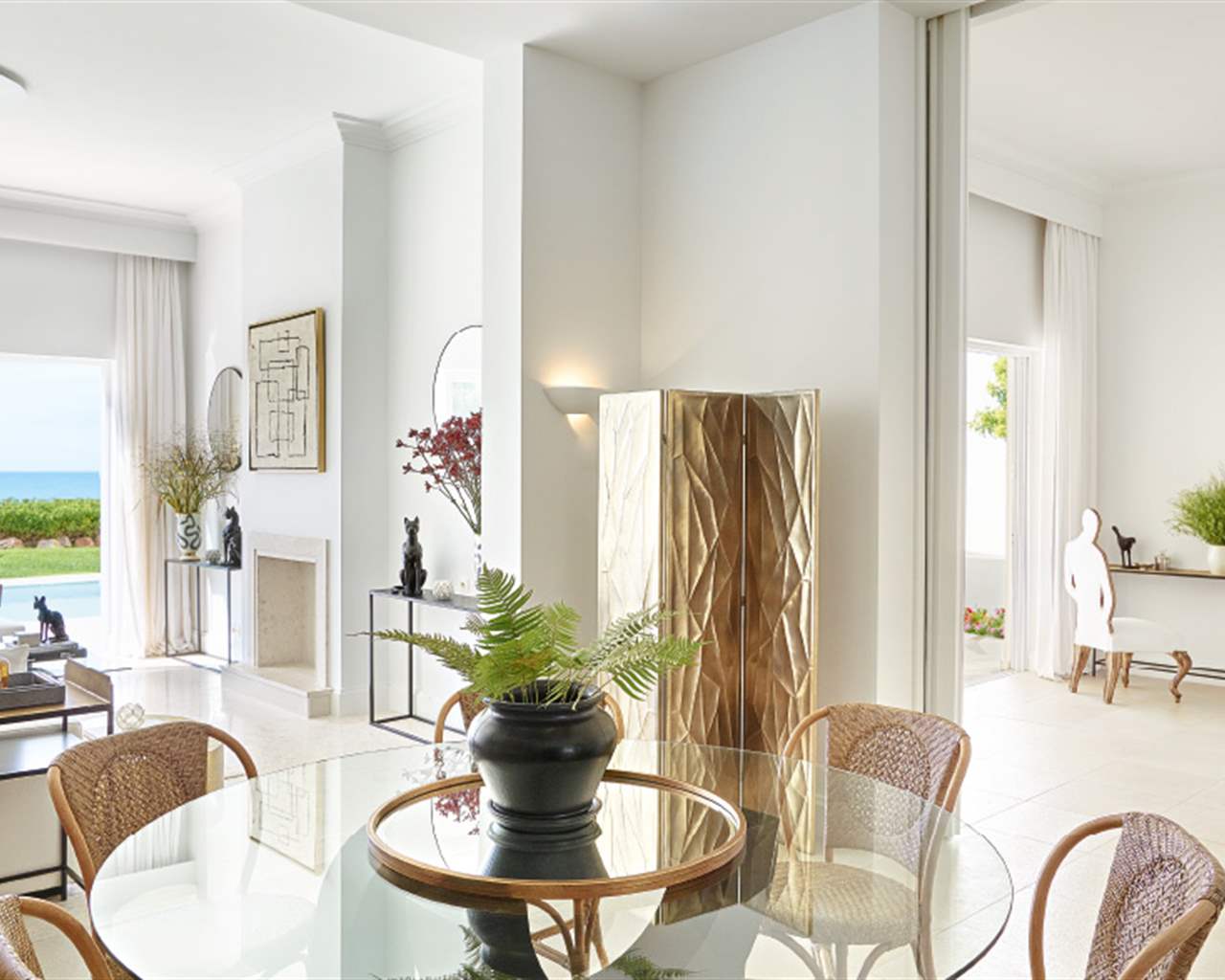 Mandola Rosa A Grecotel Resort to Live, Lutra Kilinis, Grčka — Villa Royal Pavilion On The Beach