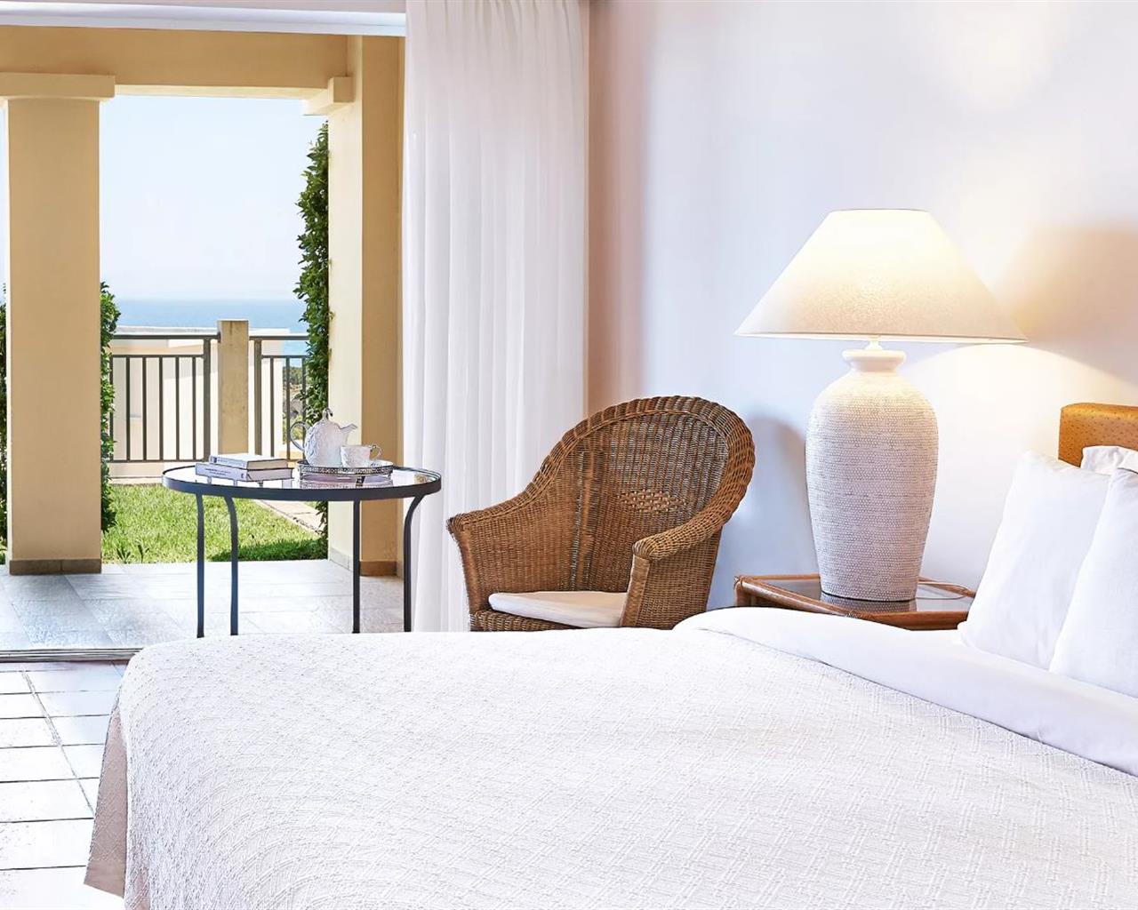 Grecotel Luxme Oasis at Riviera Olympia Aqua Park, Lutra Kilinis, Grčka — Bungalow Side Sea View