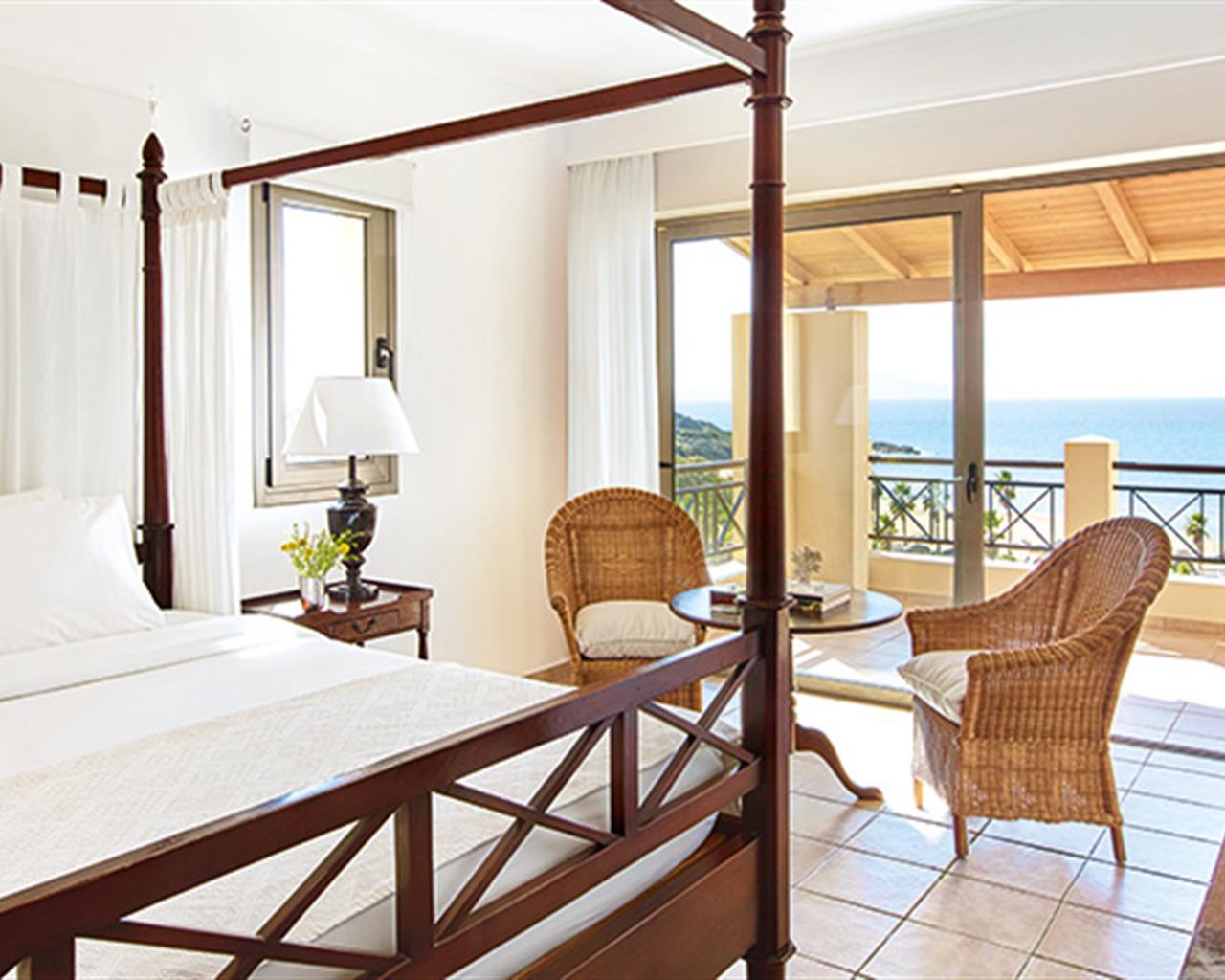 Grecotel Luxme Oasis at Riviera Olympia Aqua Park, Lutra Kilinis, Grčka — Family Room V.I.P Direct Sea View