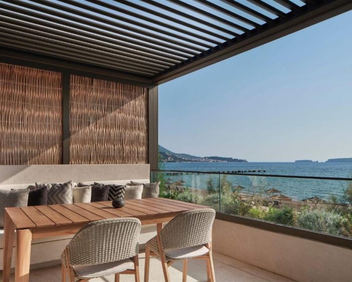 W Costa Navarino Adults Only, Costa Navarino, Pilos, Grčka — Suite 1 BedRoom Escape Agora Bayfront Rooftop