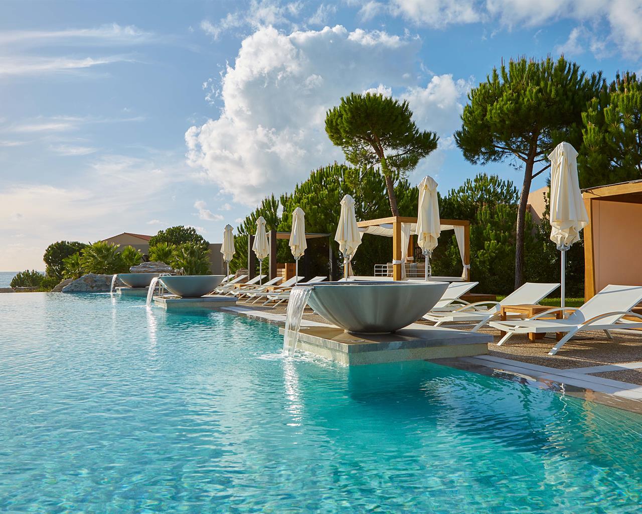 The Westin Resort, Kosta Navarino, Grčka — bazen
