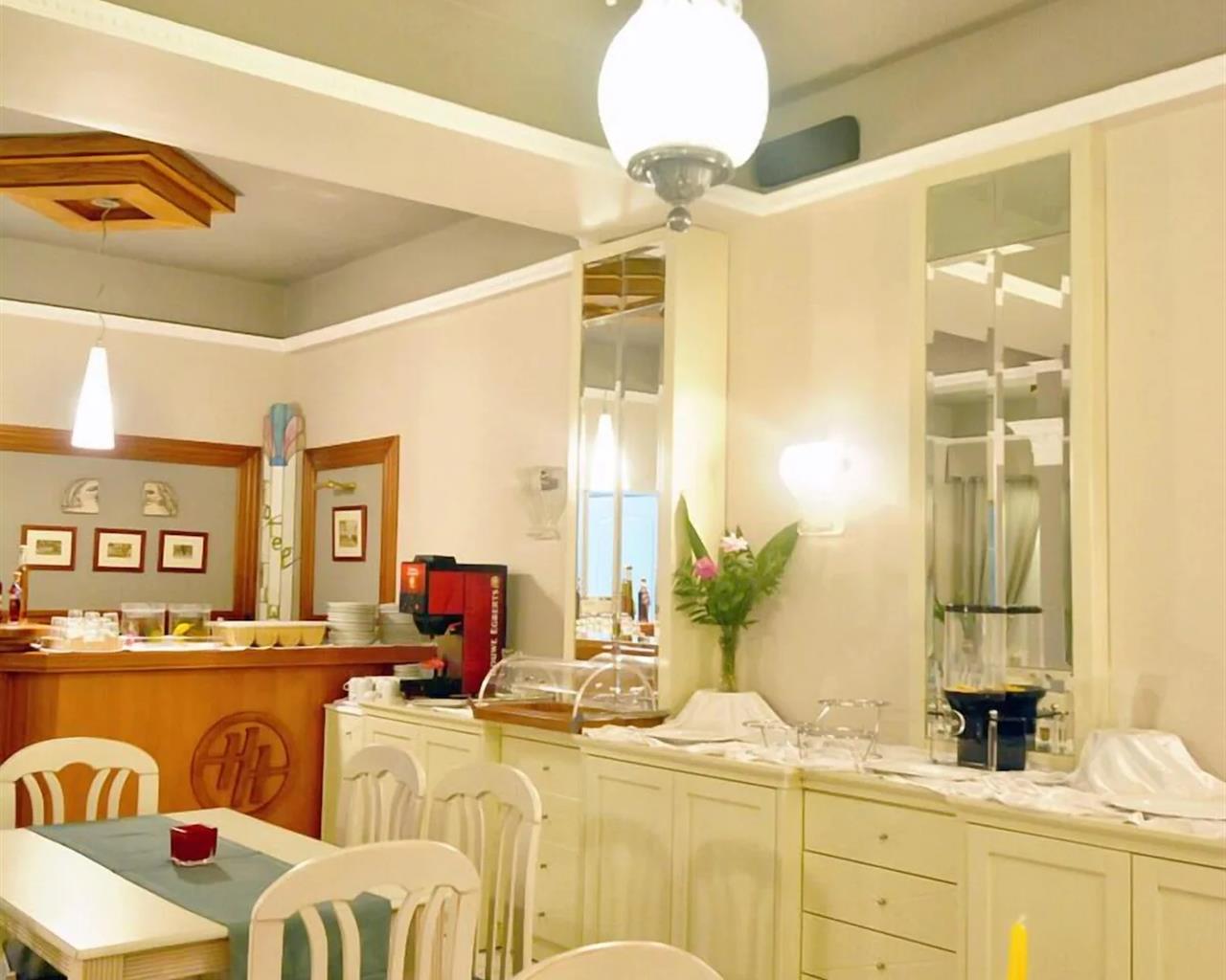 Ioni Hotel, Paralija, Grčka — fotografija 5