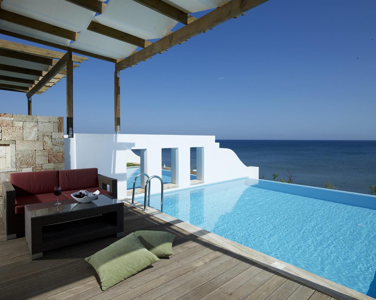 Atrium Prestige Thalasso Spa Resort & Villas, Rodos, Grčka — Junior Suite Platinum Beach Front with Private Pool/Signature Collection Sea View