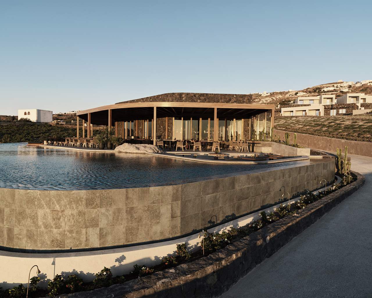 Magma Resort Santrorini, In The Unbound Collection by Hyatt, Firostefani, Grčka — fotografija 3