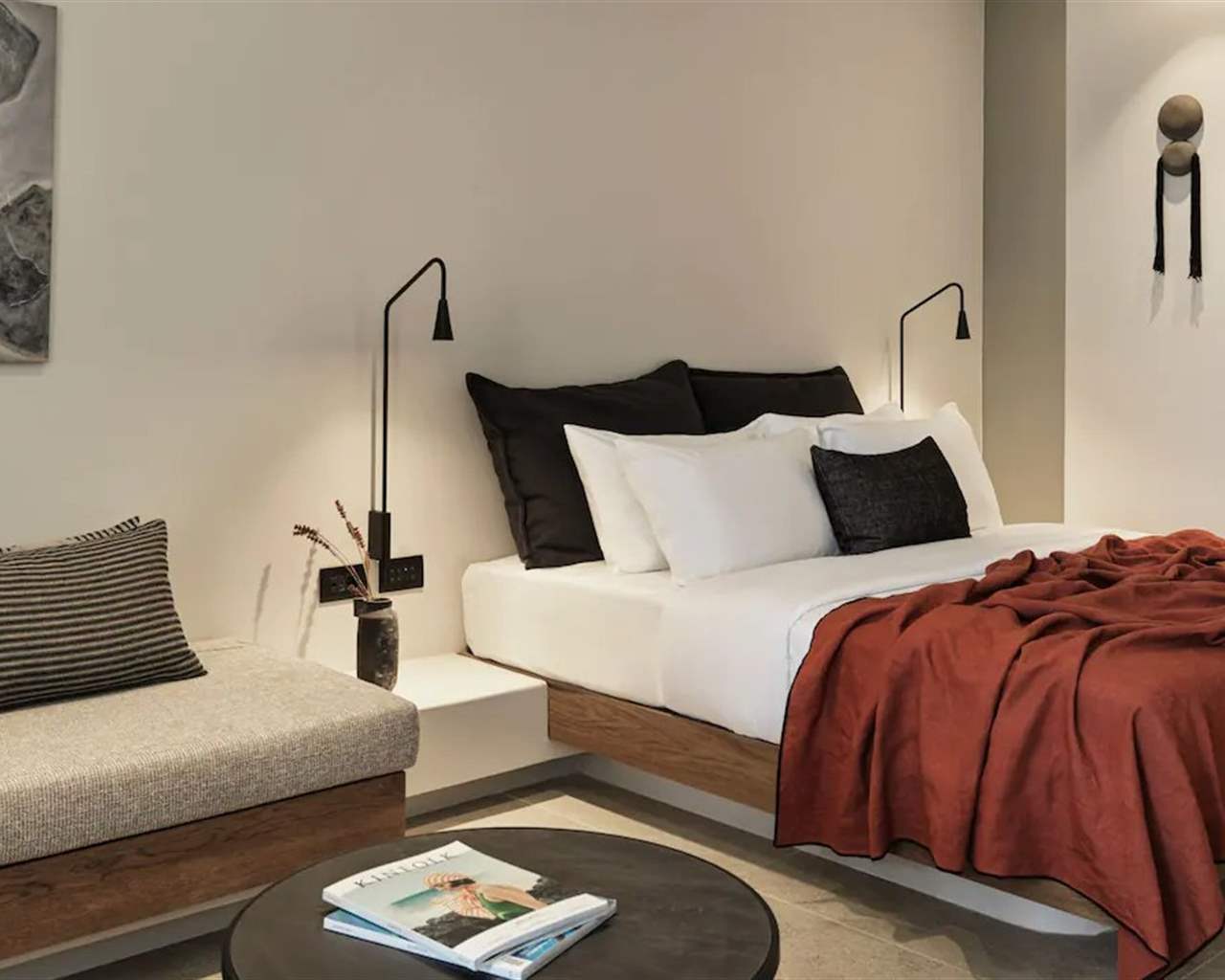 Magma Resort Santrorini, In The Unbound Collection by Hyatt, Firostefani, Grčka — Room King Santorini