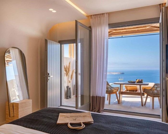 Santo Mine Oia Suites Adults Only, Oia, Grčka — Junior Suite With Jacuzzi Vivid Sunset Sea View