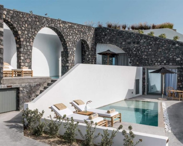Santo Pure Oia Suites & Villas Adults Only, Oia, Grčka — Junior Suite Cave with Pool Junior Suite