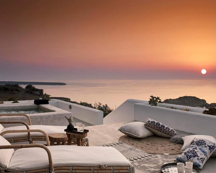 Santo Pure Oia Suites & Villas Adults Only, Oia, Grčka — Suite With Jacuzzi Sunset Suite Sea View