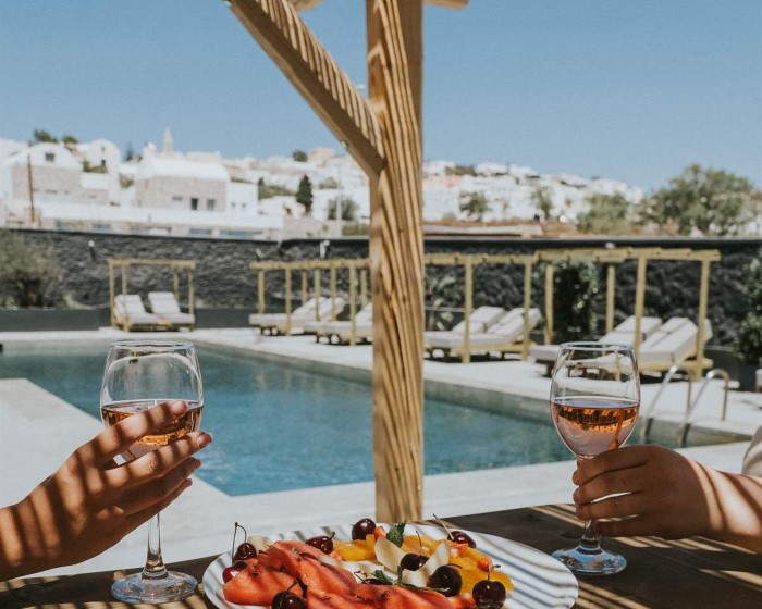 The Noverian Bios Santorini Boutique Hotel Adults Only, Firostefani, Grčka — fotografija 2