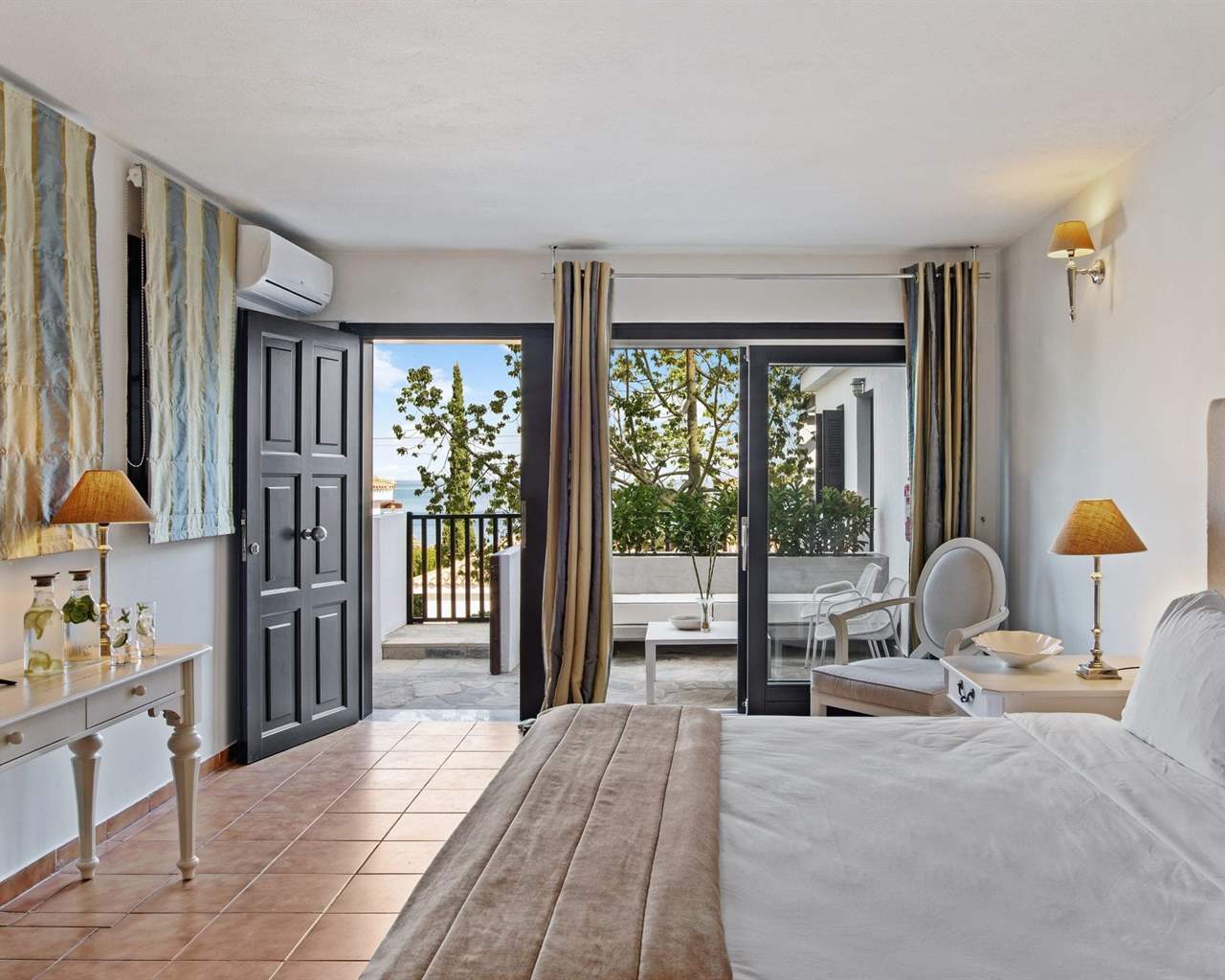 Aegean Suites (Adult Only) SANTIKOS COLLECTION, Megali Ammos, Grčka — Junior Suite Garden View