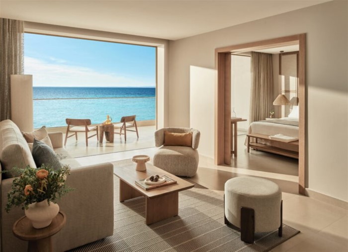 Ikos Olivia, Gerakini, Grčka — Bungalow Suite 2 BedRoom Deluxe Private Garden Beach Front
