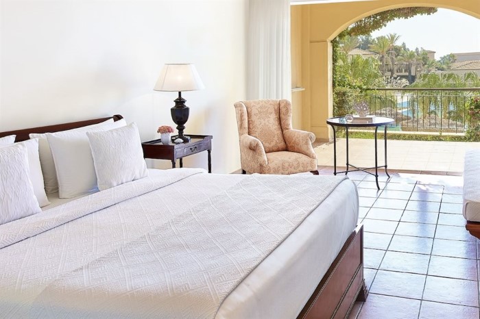 Grecotel Luxme Oasis at Riviera Olympia Aqua Park, Lutra Kilinis, Grčka — Room For Single Use Courtyard/Ground Floor Side Sea View