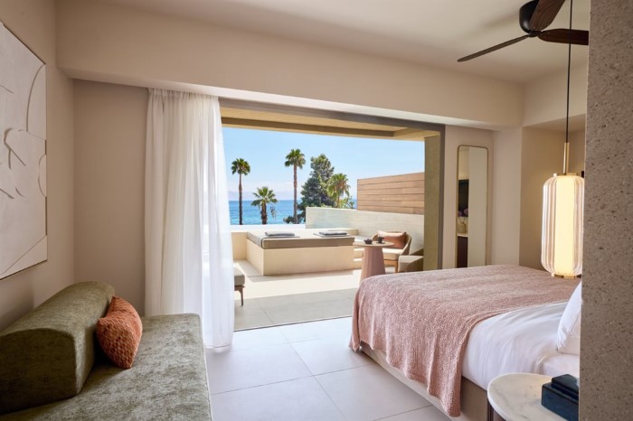Avali, Mar-Bella Collection, Agios Ioannis Peristeron, Grčka — Double Room Deluxe Private Pool Front Sea View
