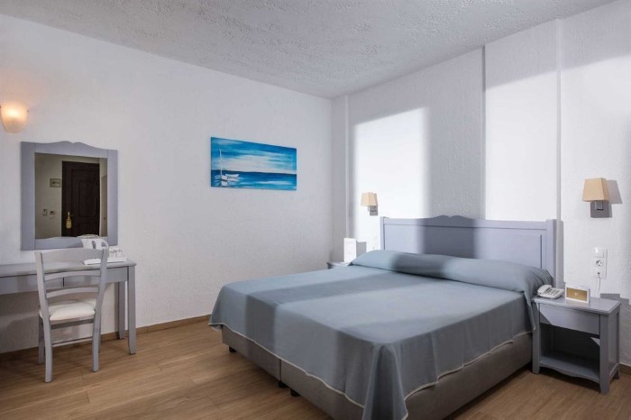 Hersonissos Village, Hersonisos, Grčka — Double Room Sea View