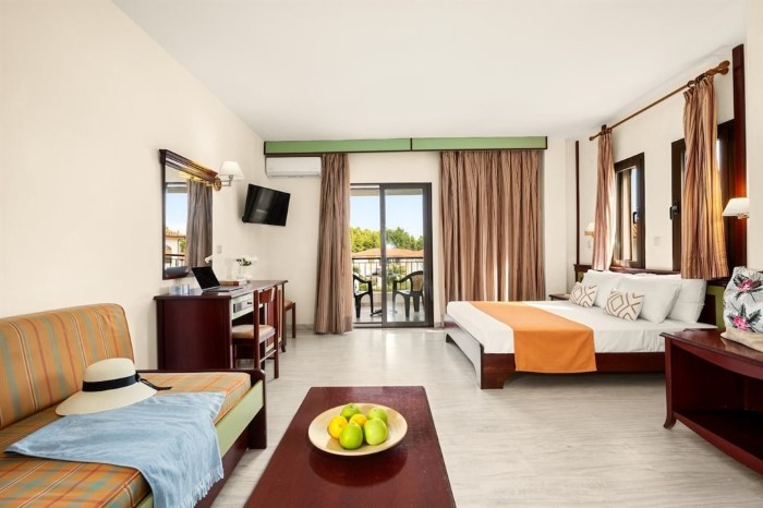 Chrousso Village Hotel, Paljuri, Grčka — Family Room 1 BedRoom
