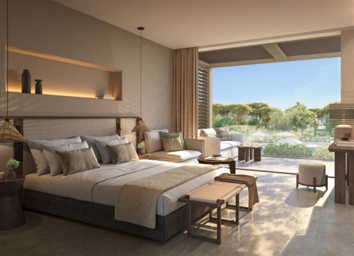 Ikos Kissamos, Kisamos, Grčka — Family Room Balcony Interconnecting Pool View