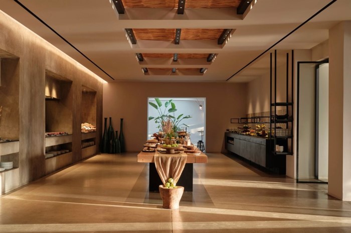 Minos Beach Art Hotel, Agios Nikolaos, Grčka — plaža